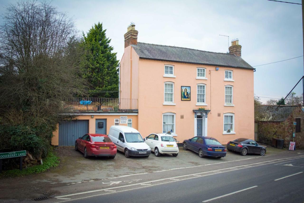 The Benbow Inn At Ruyton-Xi-Towns Exteriör bild